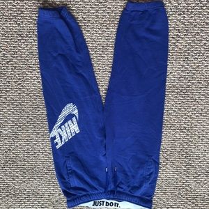 Nike Sweatpants Capris